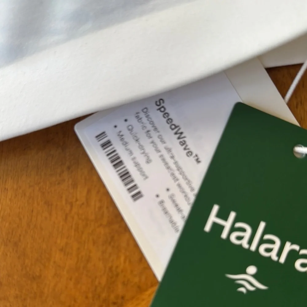 Halara Speed Wave White Zip-Front Sports Bra - Picture 4 of 6